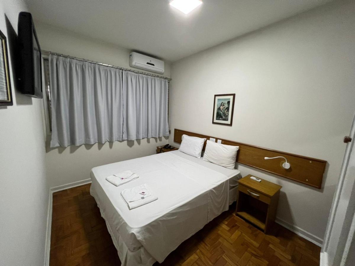 Santa Rosa Hotel อัสซิส ภายนอก รูปภาพ