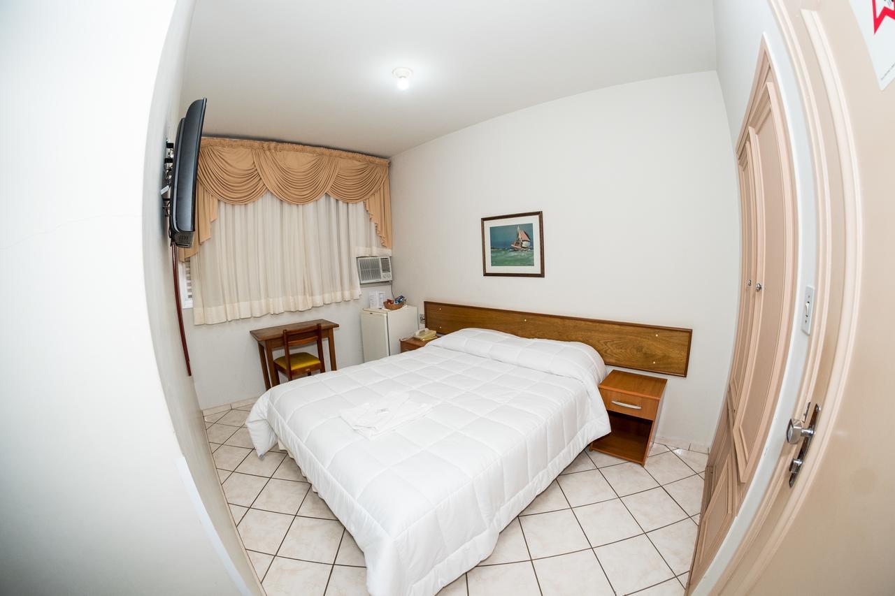 Santa Rosa Hotel อัสซิส ภายนอก รูปภาพ