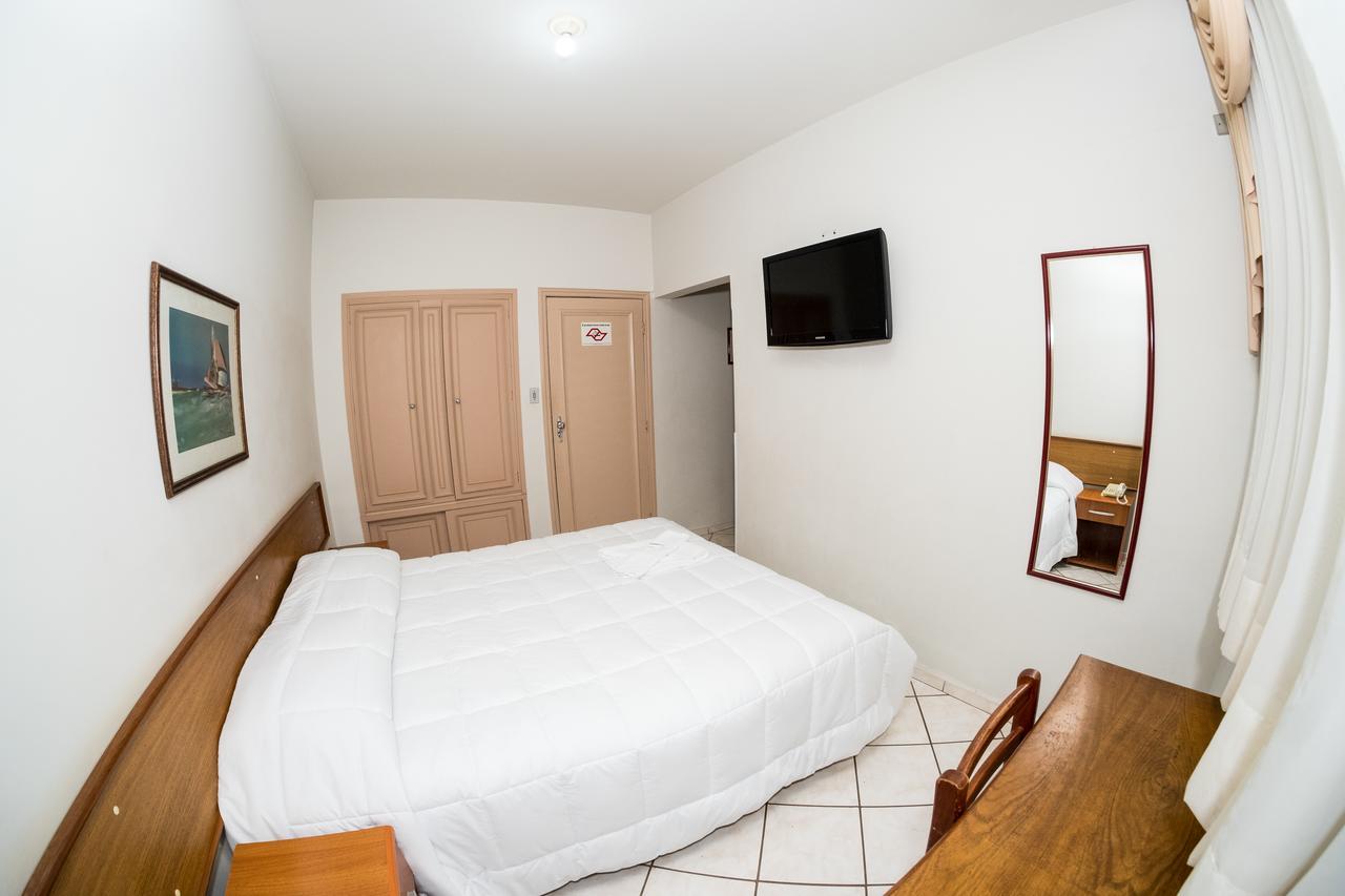 Santa Rosa Hotel อัสซิส ภายนอก รูปภาพ