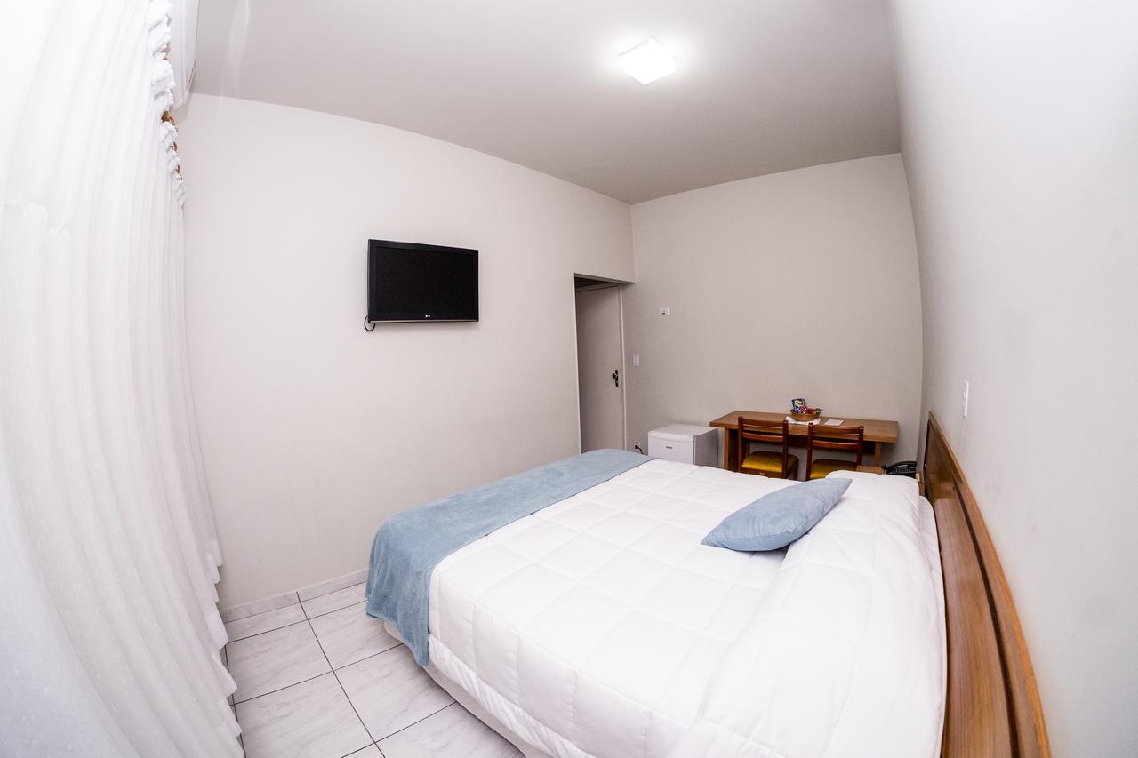 Santa Rosa Hotel อัสซิส ภายนอก รูปภาพ