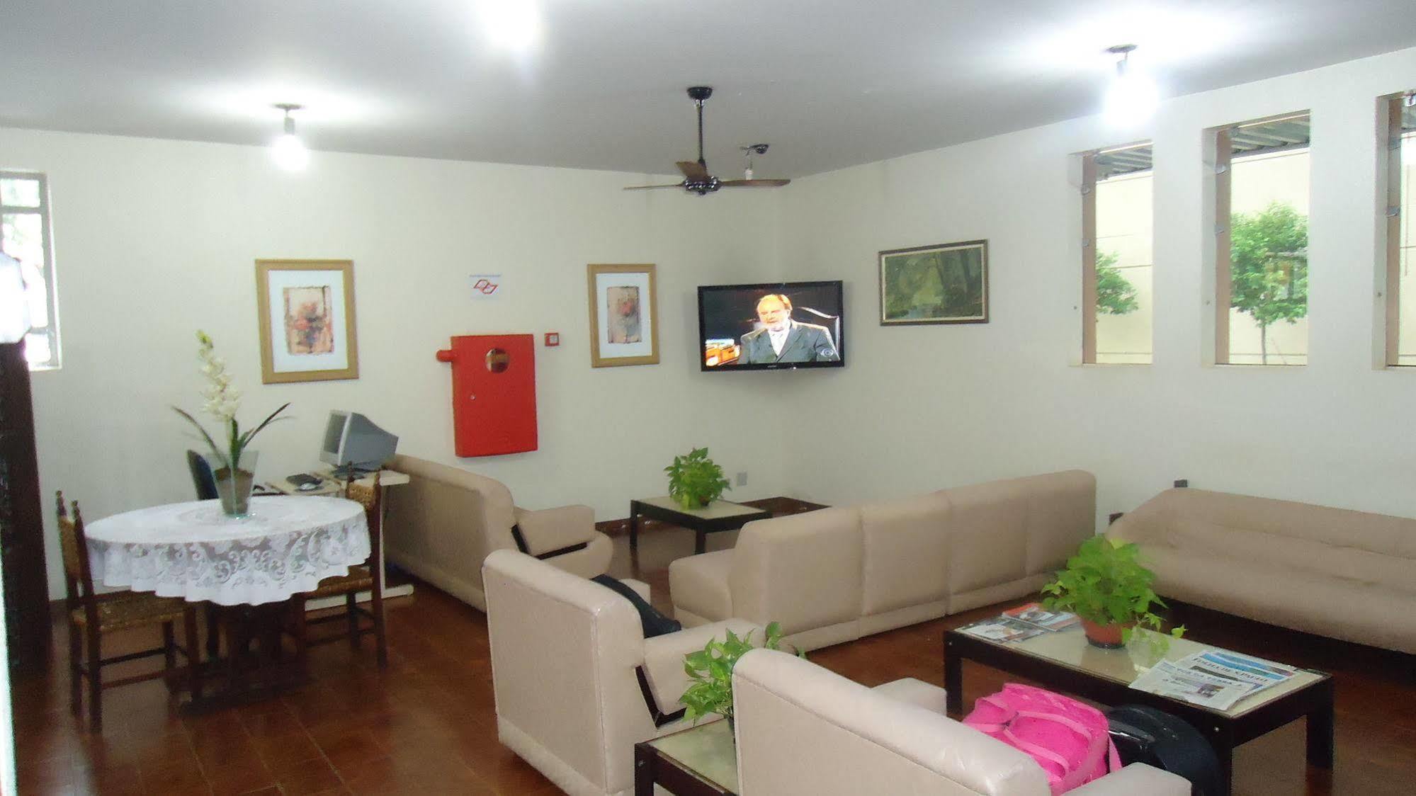 Santa Rosa Hotel อัสซิส ภายนอก รูปภาพ