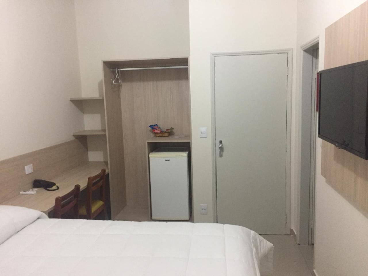 Santa Rosa Hotel อัสซิส ภายนอก รูปภาพ